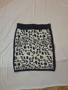 Y2K bebe Black, Cream & Beige Leopard Knit Mini Skirt